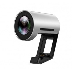 4K Camera with in-built MIC, privacy shutter and Windows Hello support